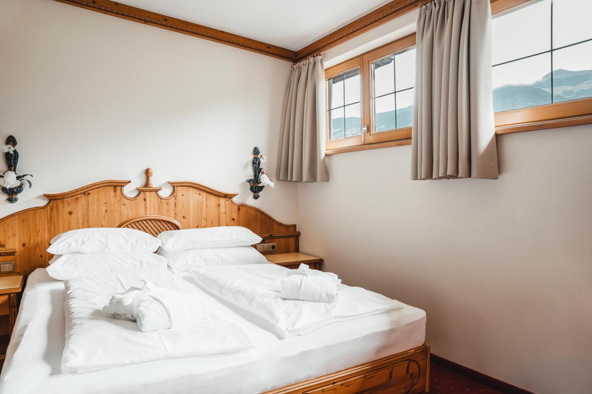 Hotel Held Fügen Zewnętrze zdjęcie