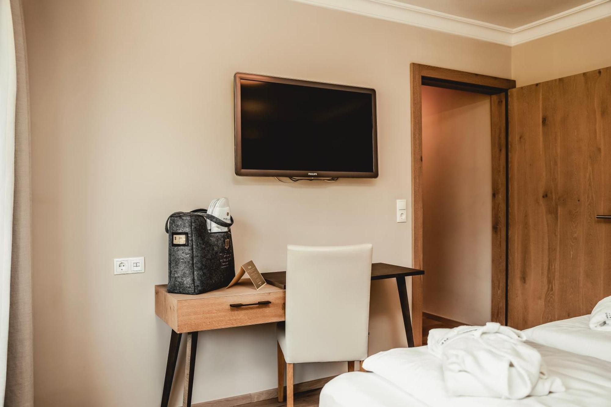Hotel Held Fügen Zewnętrze zdjęcie