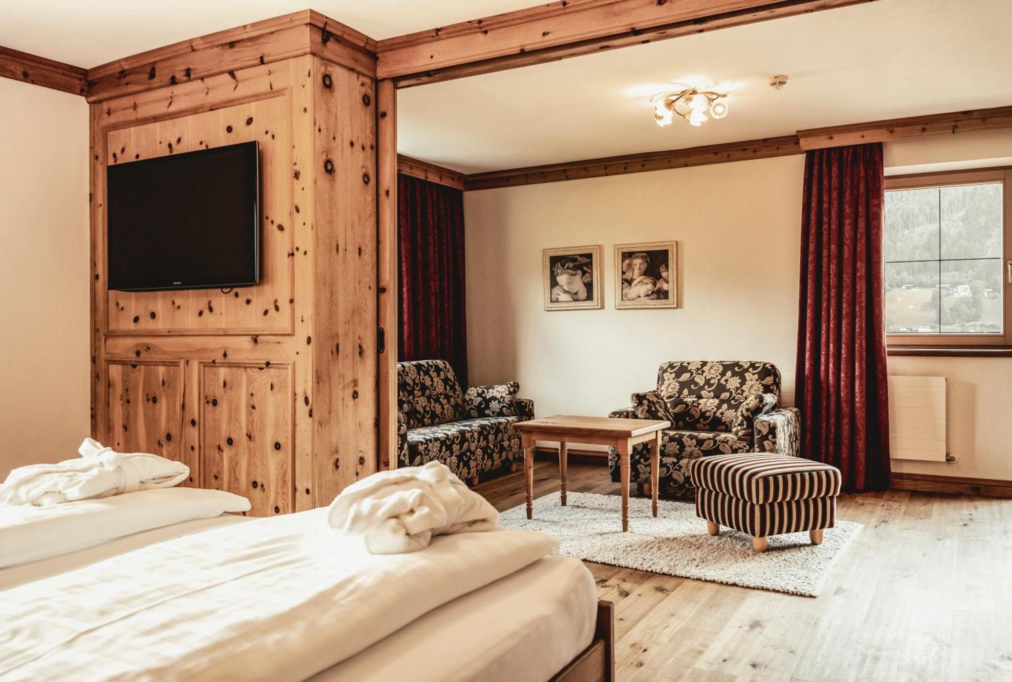 Hotel Held Fügen Zewnętrze zdjęcie