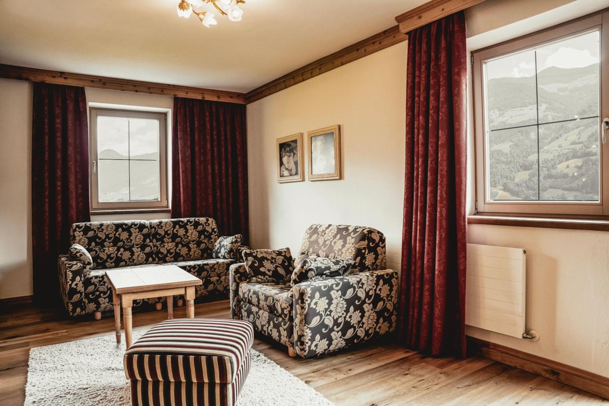 Hotel Held Fügen Zewnętrze zdjęcie