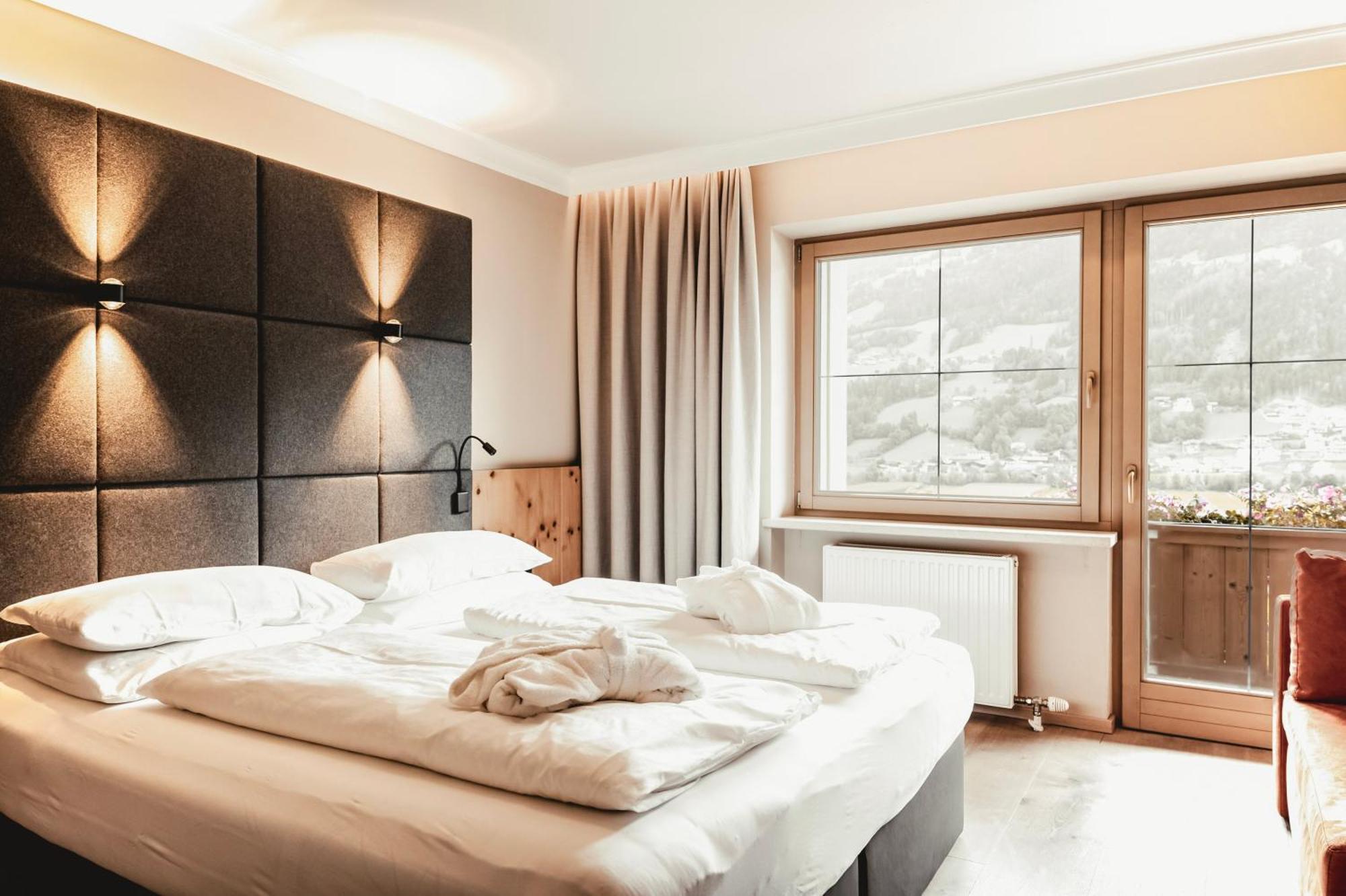 Hotel Held Fügen Zewnętrze zdjęcie